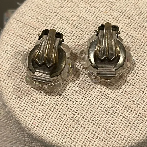 Laguna Crystal Beaded Choker Necklace and Clip Earrings - Picture 11 of 11